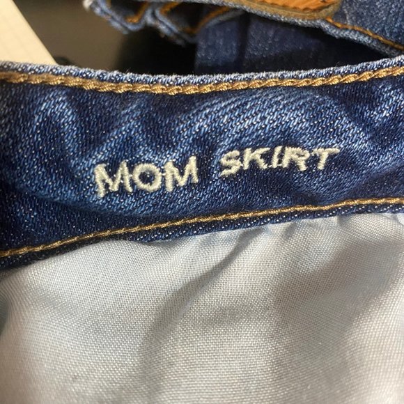 American Eagle Denim Mom Skirt | Size 8 Regular - Picture 6 of 7